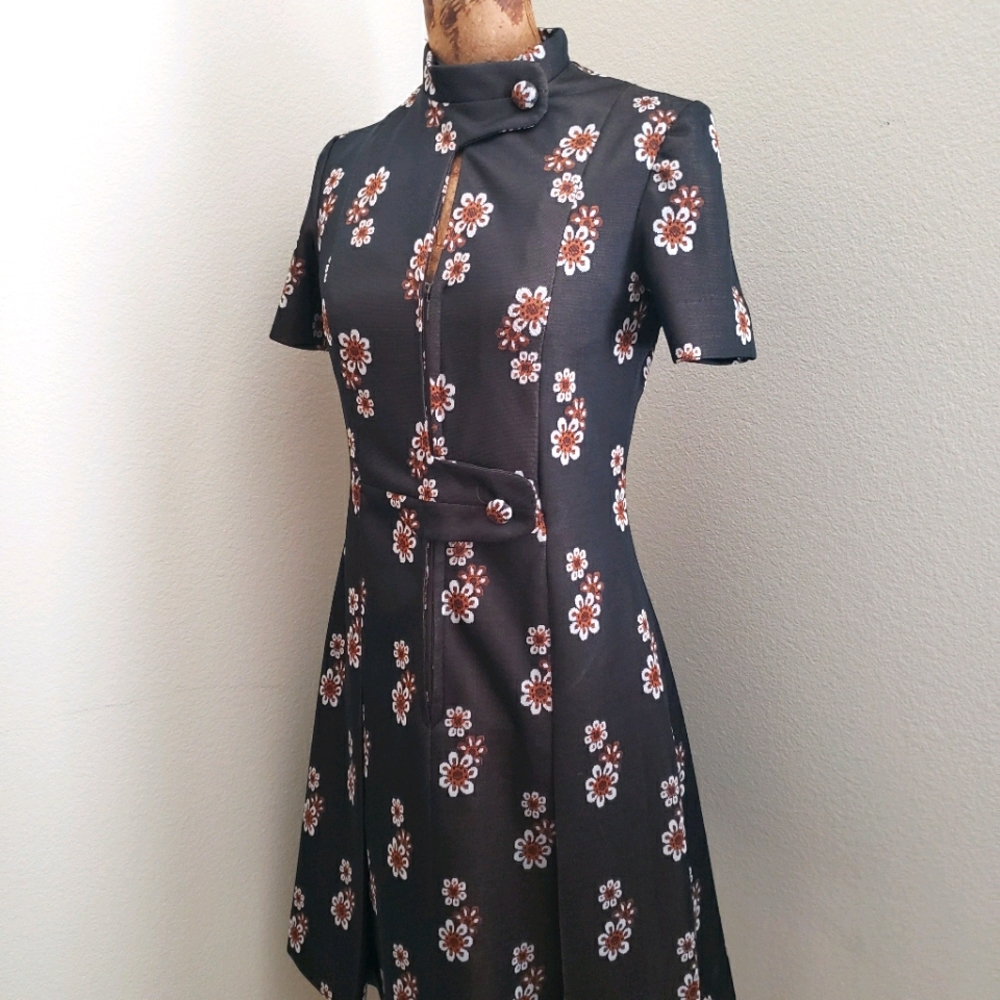 Vintage Dress Rare Find 😍